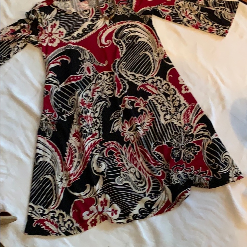 Dress - Picture 5 of 6